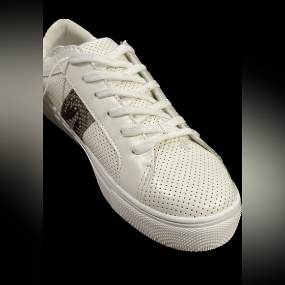 🆕 American Eagle white&crocodile print sneakers for women - Picture 5 of 15